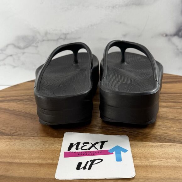 Womens size 6-OOFOS OOmega OOlala Luxe Flip Flop Thong Recovery Sandals - Picture 4 of 9